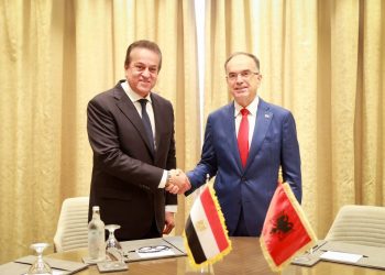 وزير الصحة يناقش مع رئيس جمهورية ألبانيا فرص تطوير التعاون الصحي بين البلدين