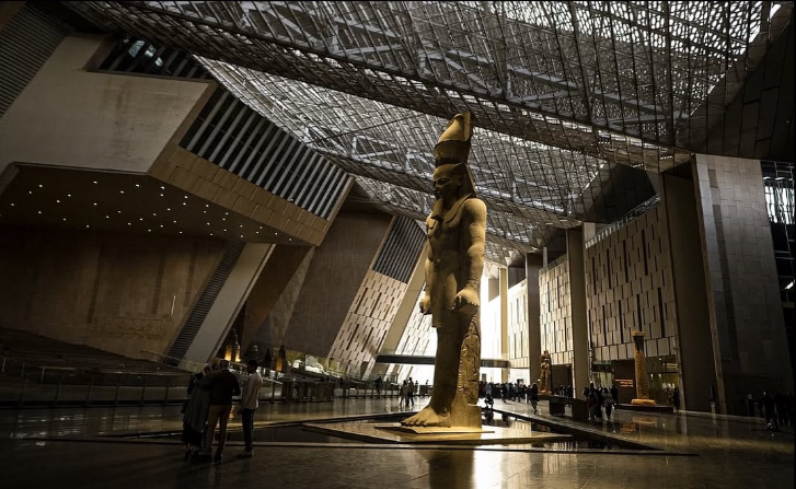 بسبب الإقبال غير المسبوق.. المتحف المصري الكبير يعلن نفاد تذاكر الزيارة اليوم