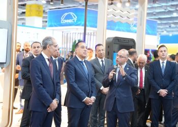 رئيس الرقابة المالية يستعرض التحول الرقمي للنظام المالي غير المصرفي في معرض Cairo ICT