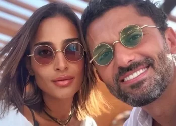 رسمياً.. انفصال كريم محمود عبد العزيز عن زوجته آن الرفاعي