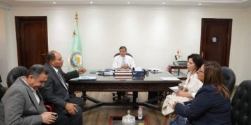 وزير الزراعة يبحث مع جمعيات الرفق بالحيوان حلولًا مستدامة لملف كلاب الشوارع