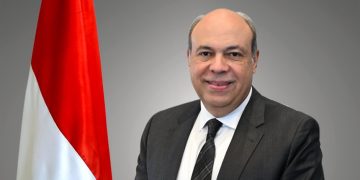وزير الطيران: إلغاء كارت الجوازات بداية فبراير لتسهيل السفر بالمطارات المصرية
