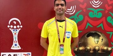 الكاف يختار حسام عزب ضمن طاقم تحكيم مباراة جنوب أفريقيا والكاميرون