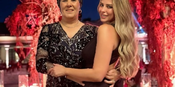 ريم مصطفى تعلن وفاة والدتها ودعوات بالرحمة من نجوم الفن